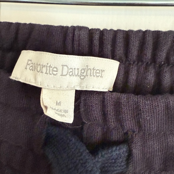 FAVORITE DAUGHTER Black Cropped Hoodie AND SWEATPANTS SET BOTH SZ MEDIUM - Picture 6 of 6